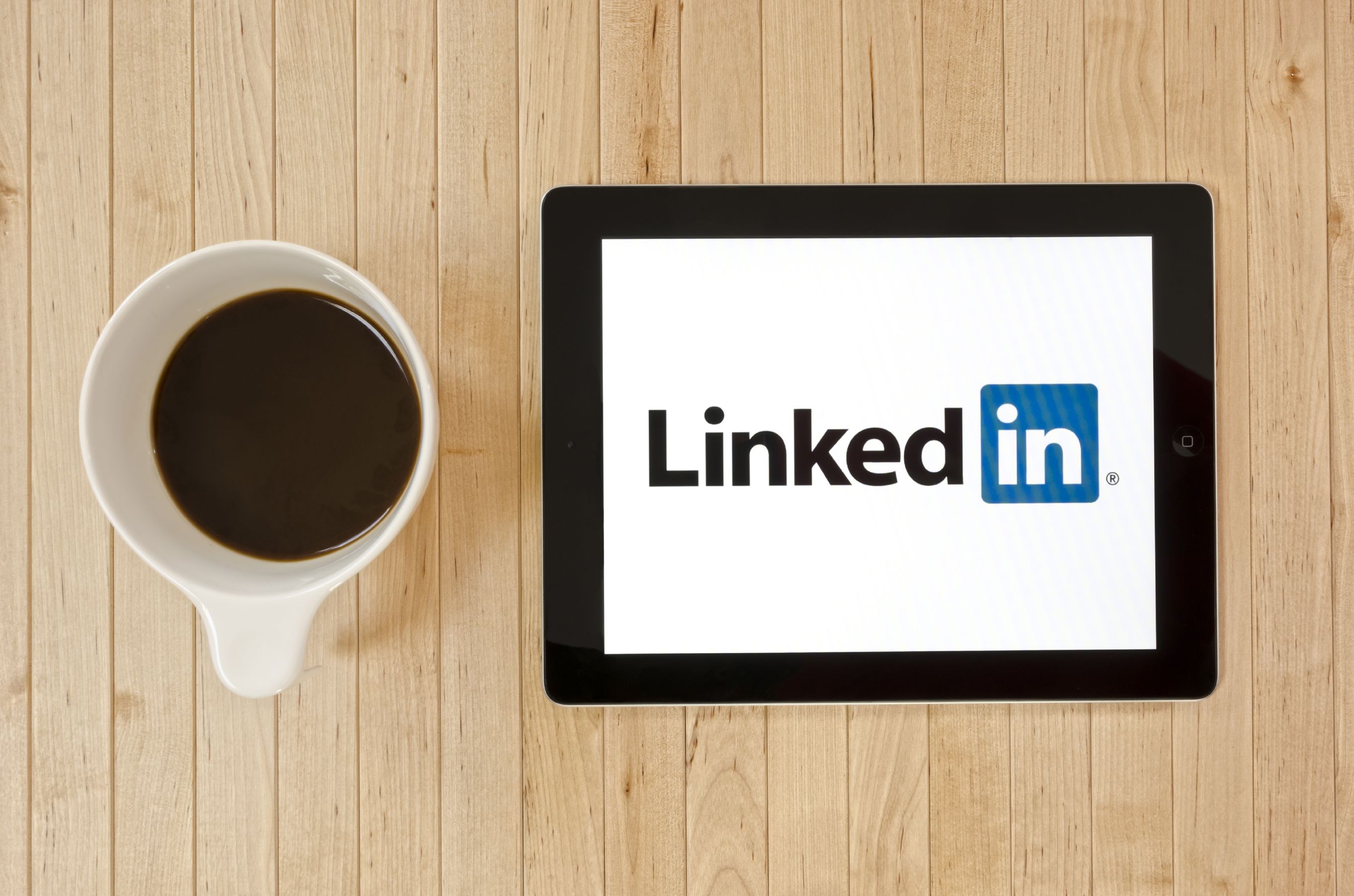 5 simple ways to revitalise your LinkedIn profile - Tailgunner